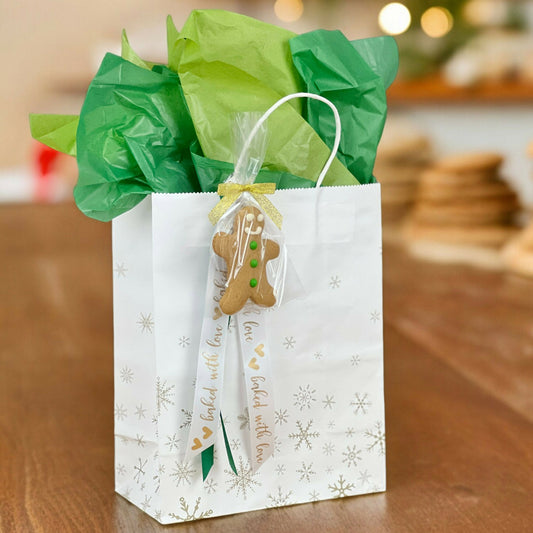 cmas bag with tissue & decoration, assorted sizes and styles 4.99 40