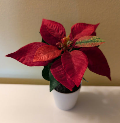 6in poinsettia decor 6.99  3