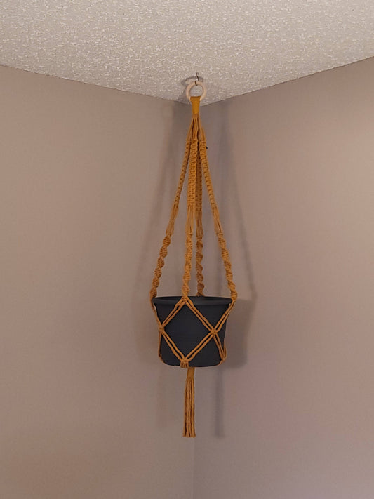 Macramé Plant Hanger Medium