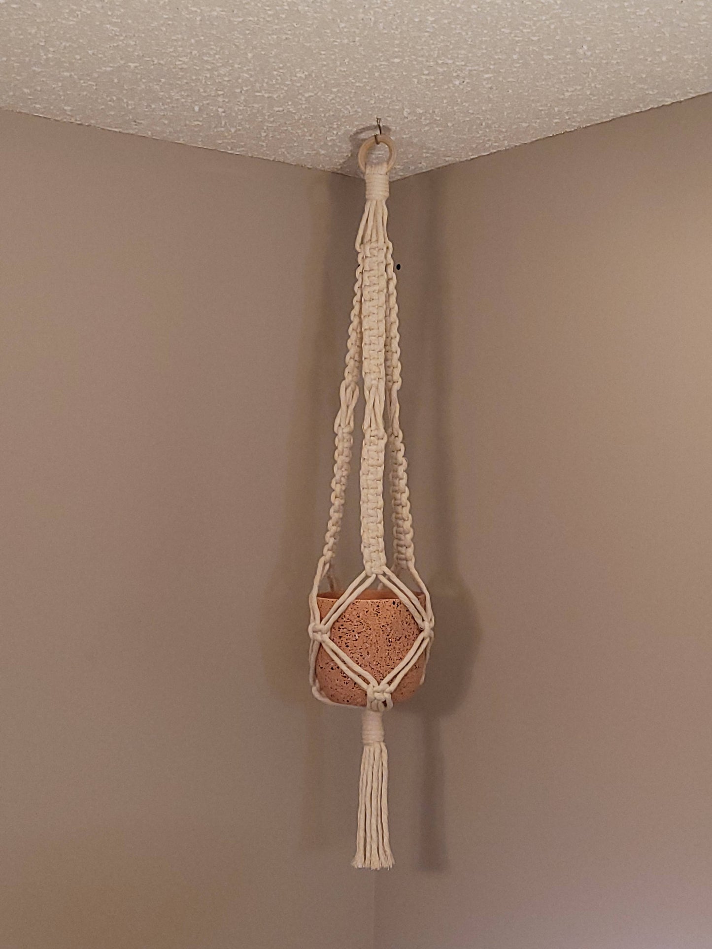 Macramé Plant Hanger Medium