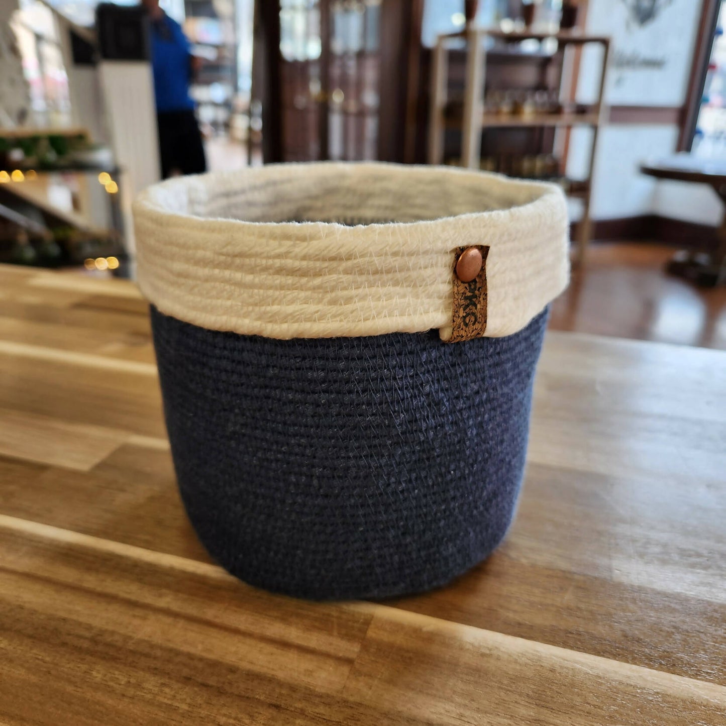 Cuff Basket